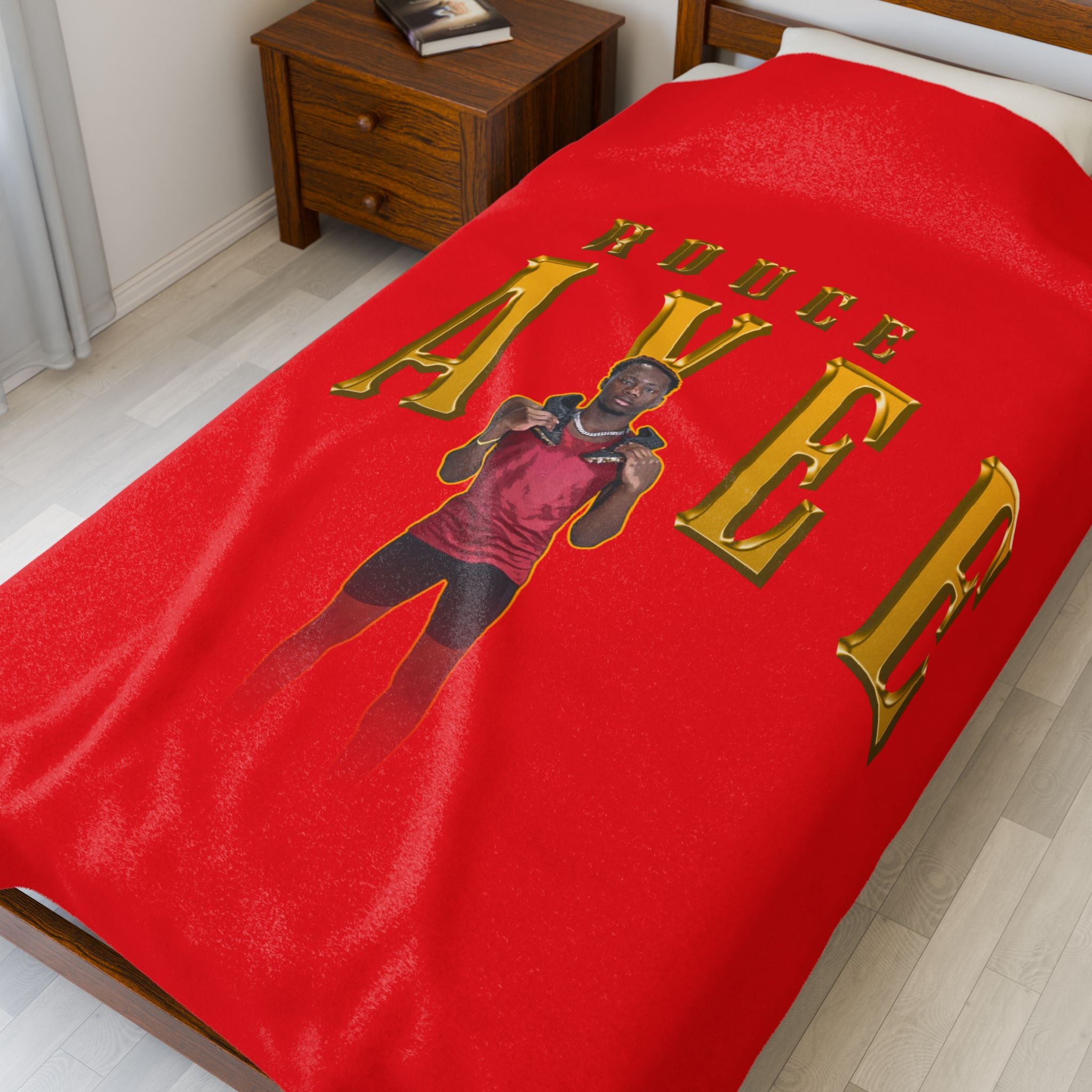 Rouce Sayee Velveteen Plush Blanket