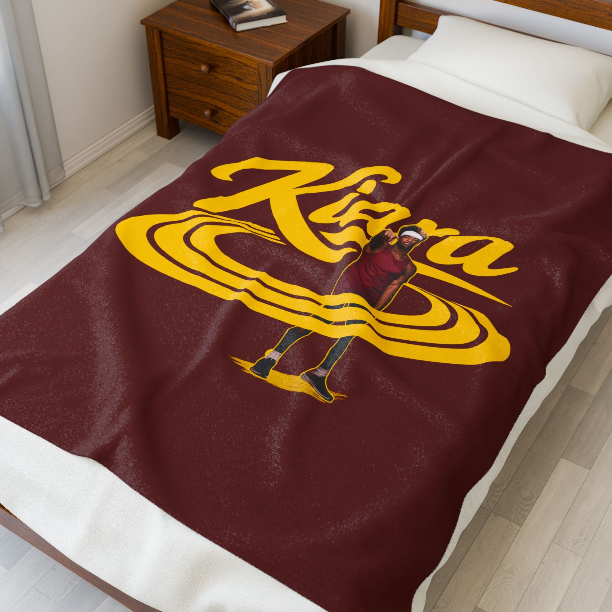 Cinque Antonio Kiara Velveteen Plush Blanket