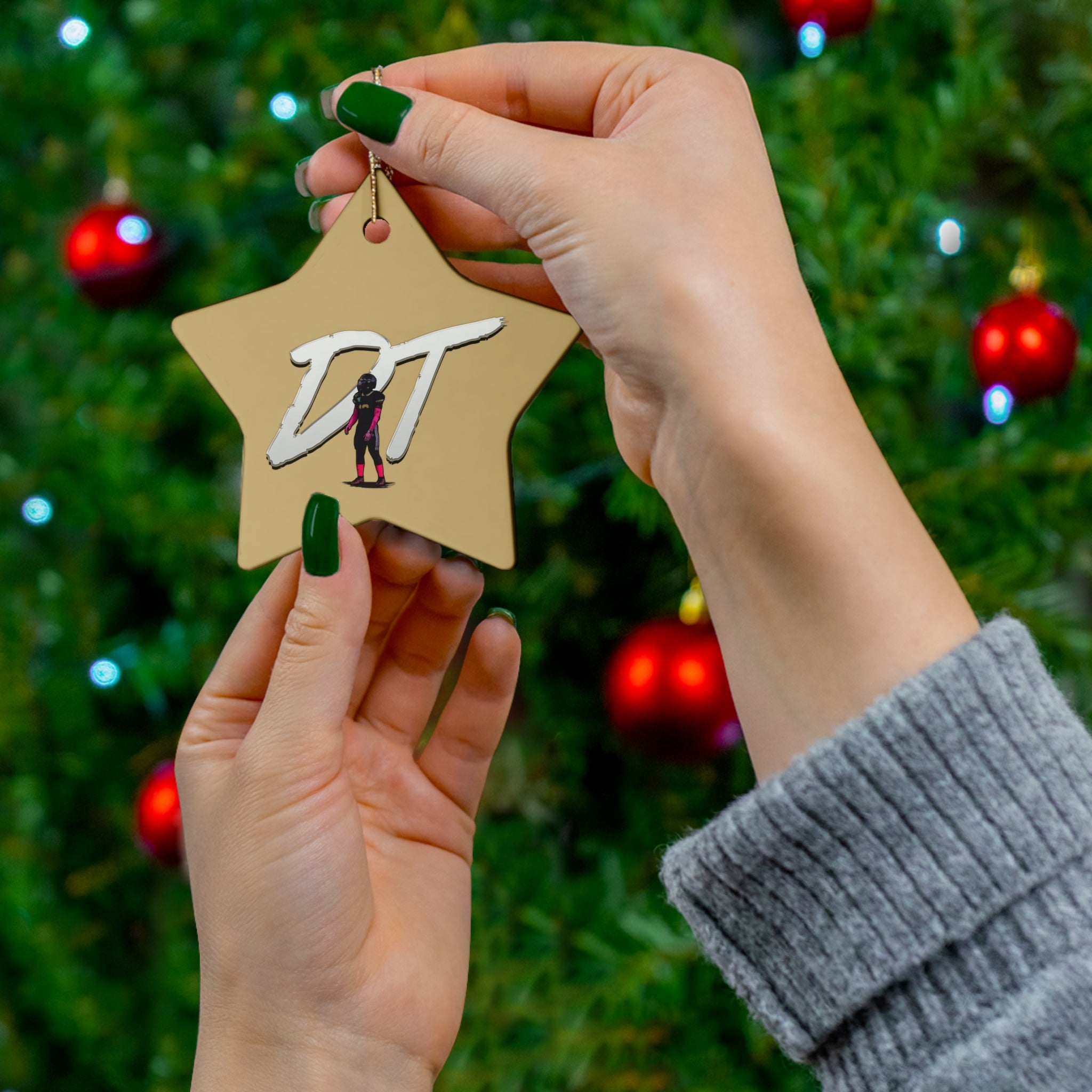 Darenzo Turner Ceramic Ornament
