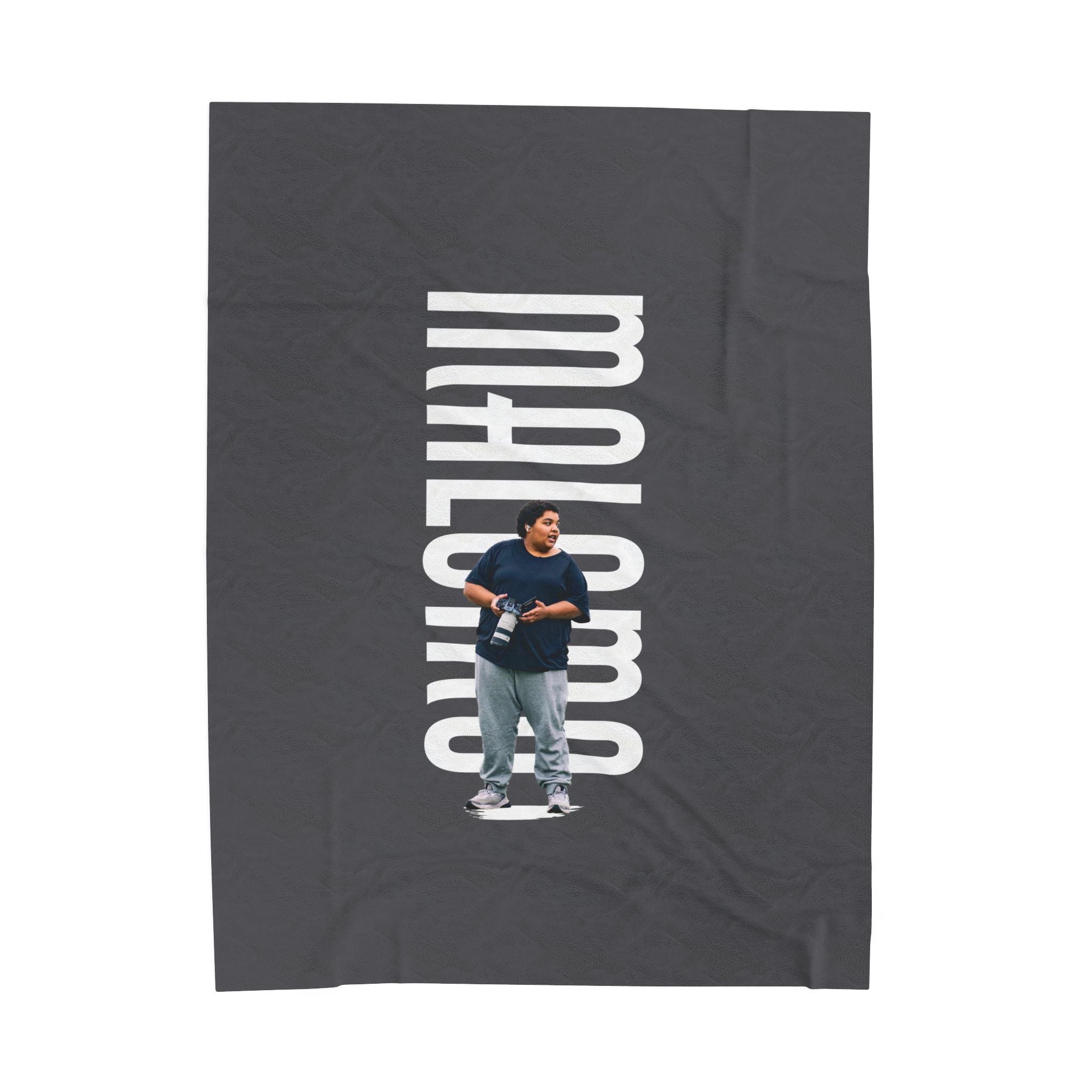Olivia Malomo Velveteen Plush Blanket