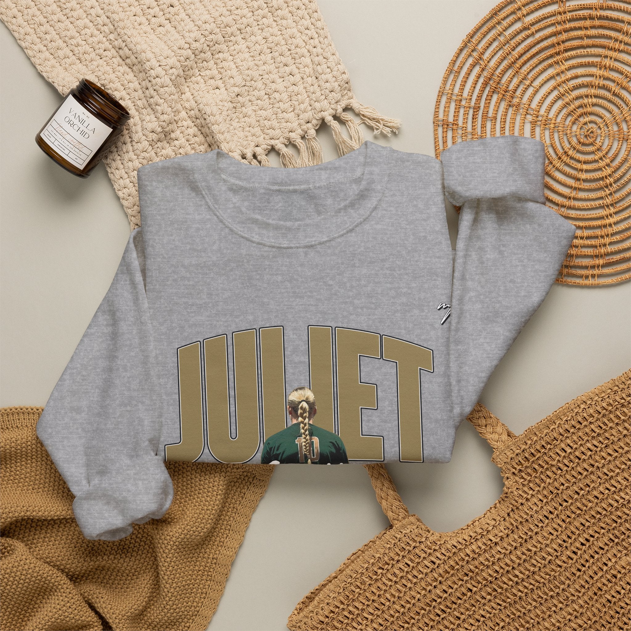 Juliet Galla Crewneck