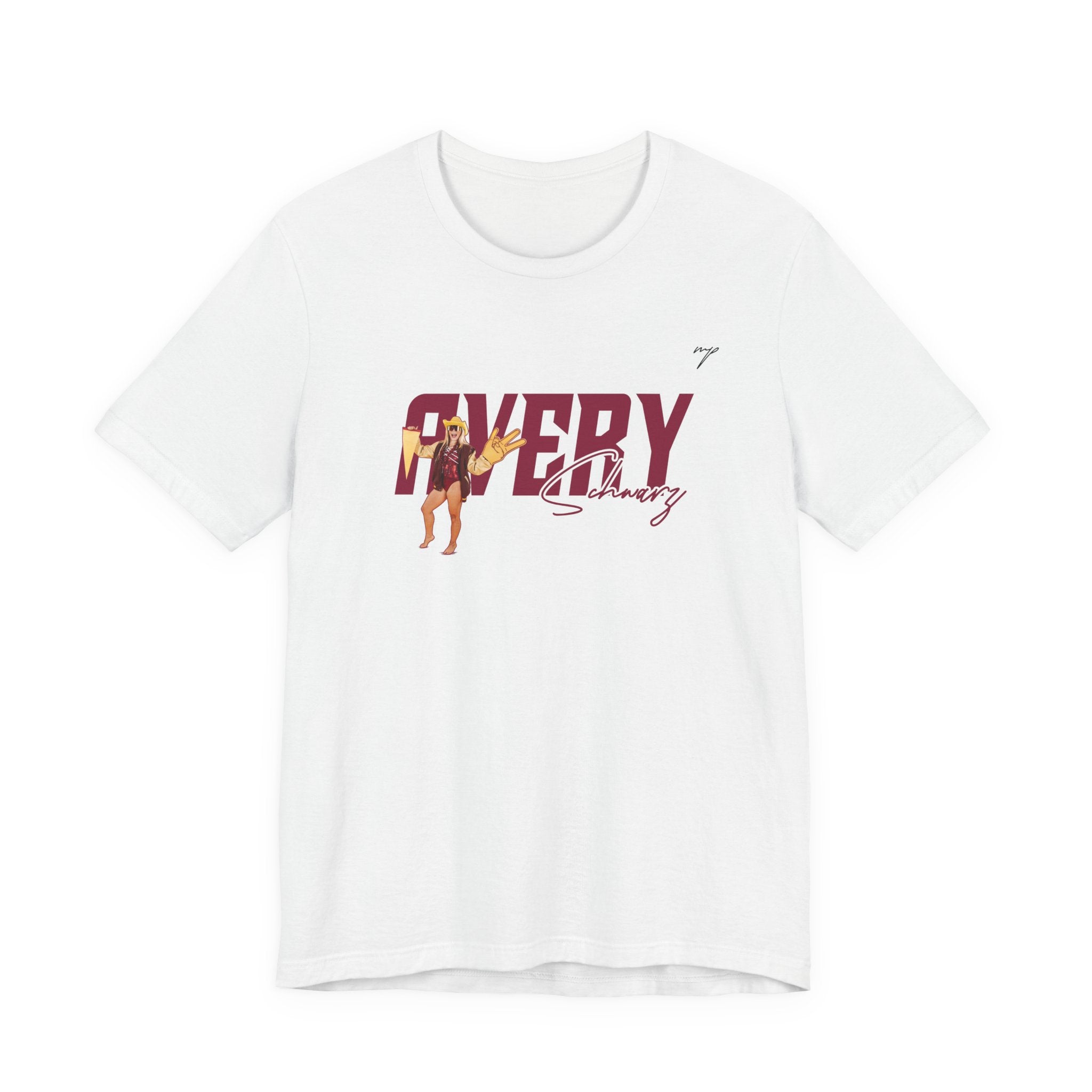 Avery Schwarz Graphic Tee