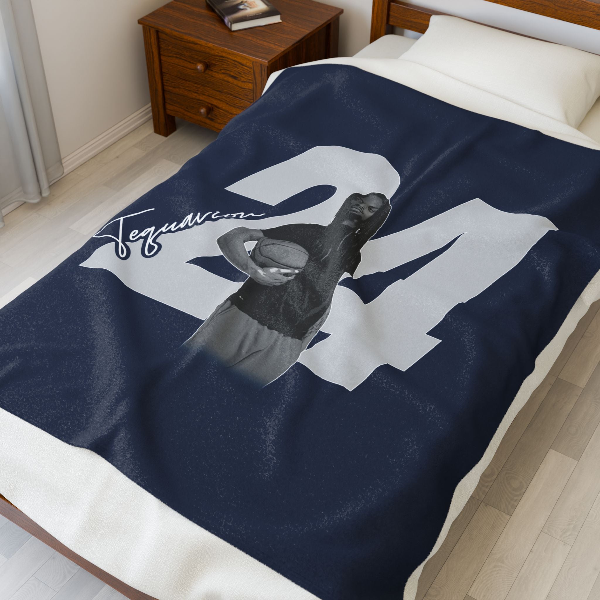 Tequavion Bennamon Velveteen Plush Blanket