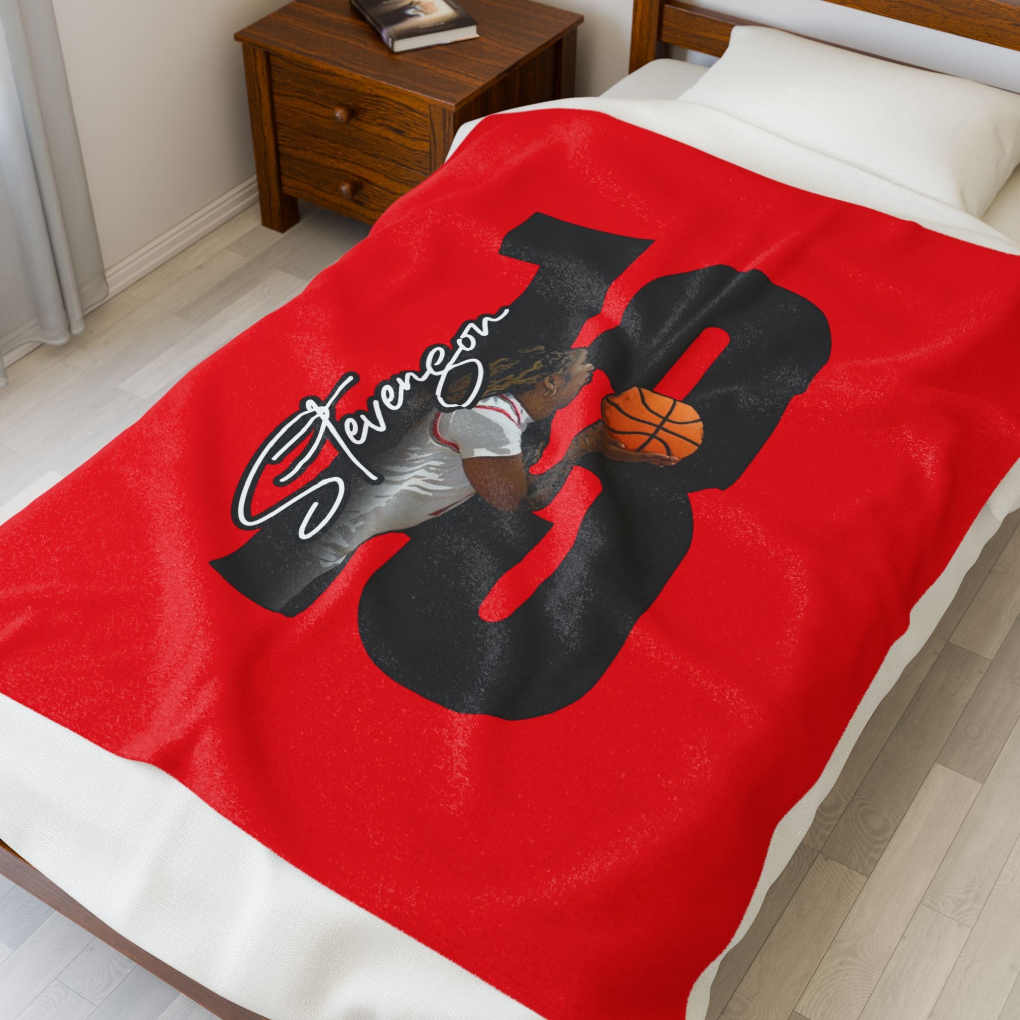 A'Maryi Stevenson Velveteen Plush Blanket