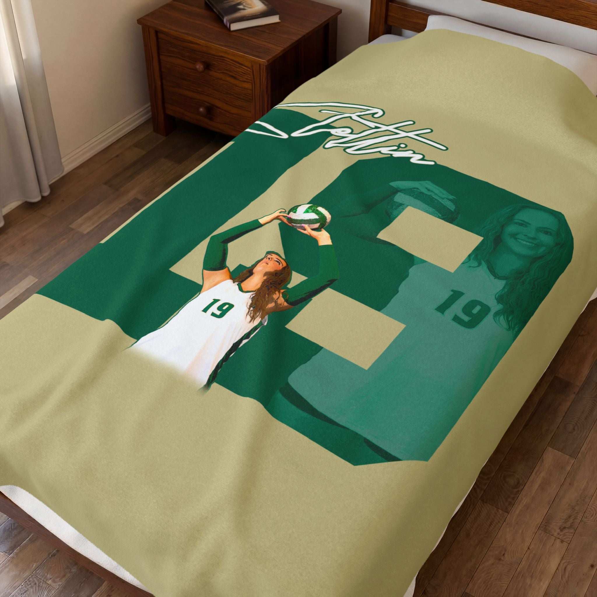 Emelyn Stettin Blanket