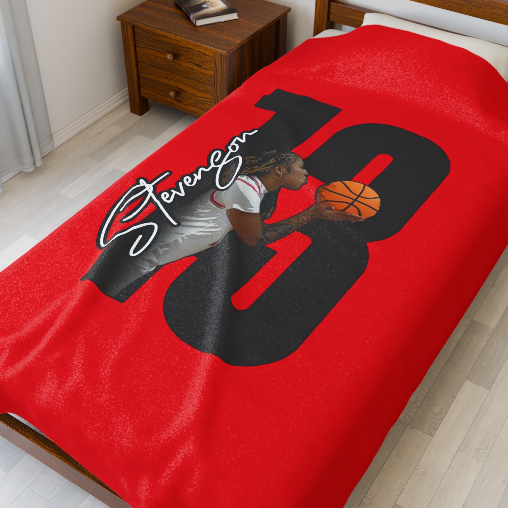 A'Maryi Stevenson Velveteen Plush Blanket