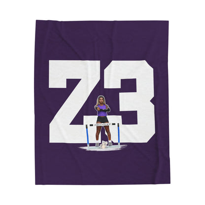 Ziy'kila Henderson Velveteen Plush Blanket