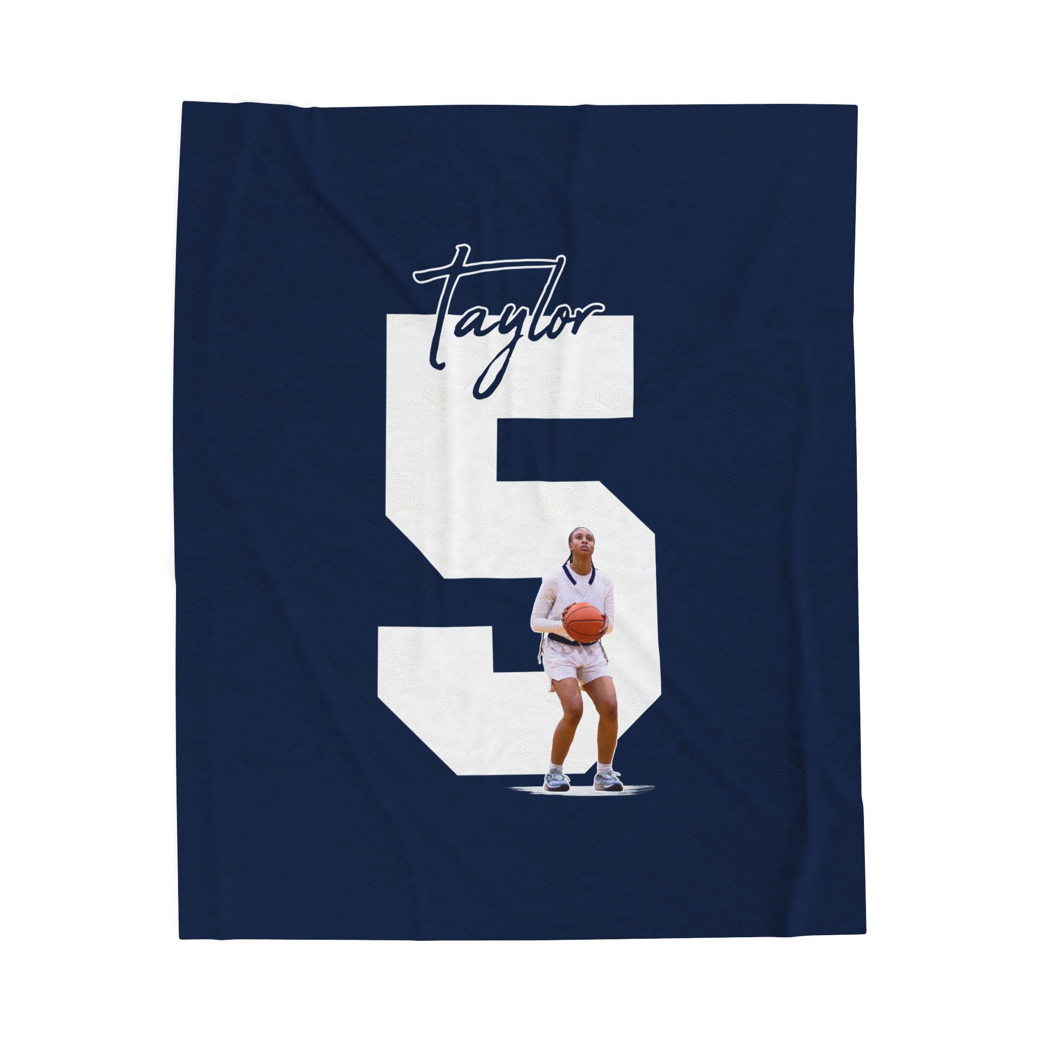 Oriyona Taylor Velveteen Plush Blanket