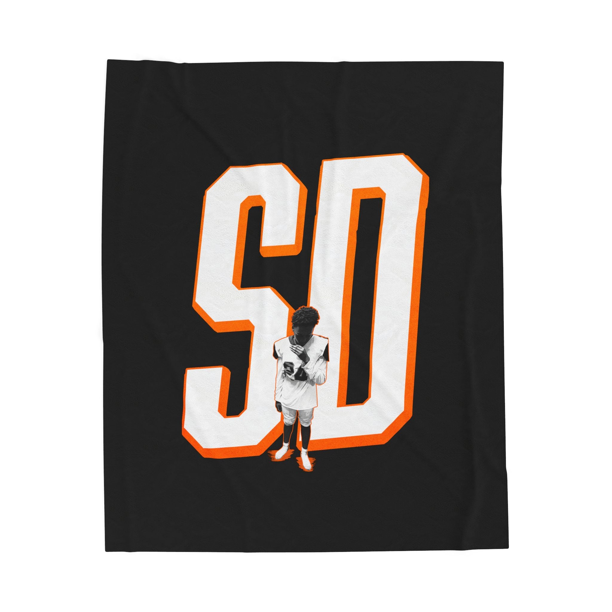 Skotchee Devariste Velveteen Plush Blanket