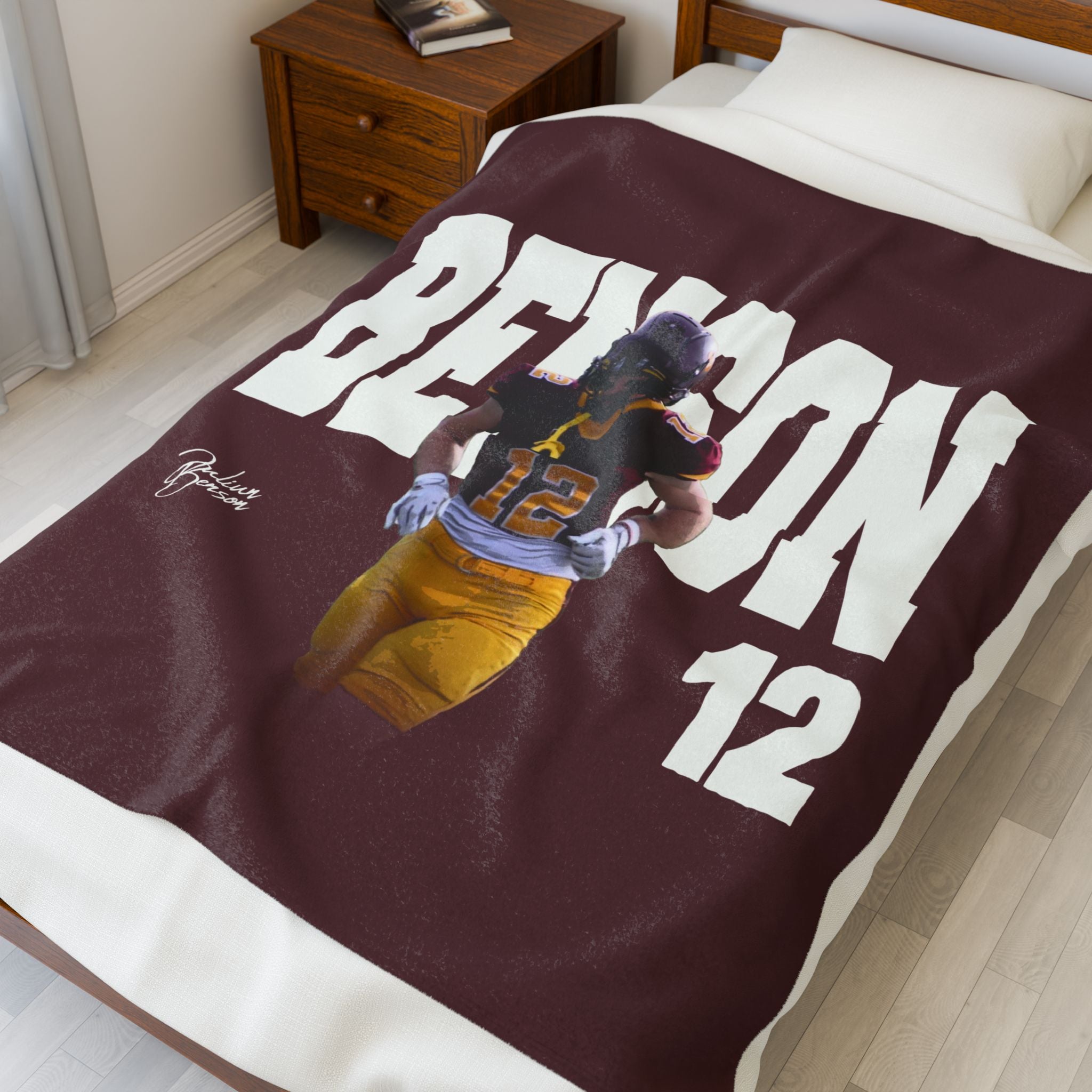 Juliun Benson Velveteen Plush Blanket